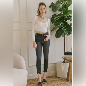 NWT Kancan Layna Ultra High Rise Dark Grey Wash Frayed Split Hem Size 13…